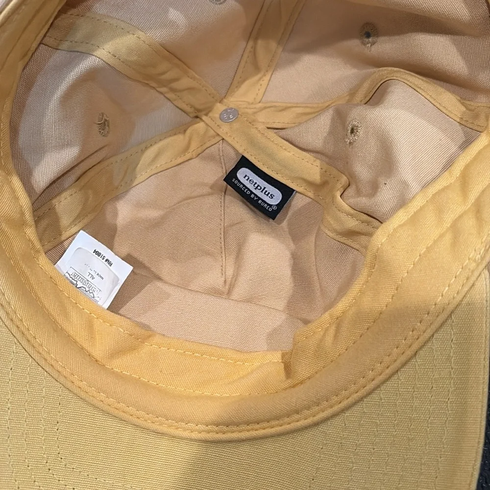 Bundle of 3 Patagonia caps - Picture 5 of 5